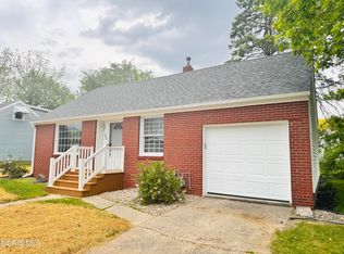127 Elm Dr, Bryan, OH 43506