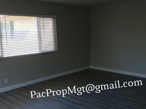 3rd image of 2121 W 157th St #2