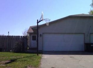 10917 Osage St NW, Coon Rapids, MN 55433