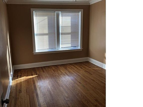 5th image of 1008 W 76th St #1