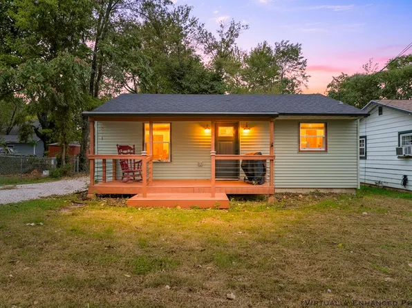 2217 N Grace Avenue, Springfield, MO 65803