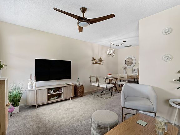 5th image of 10 Vista Palm Ln APT 204