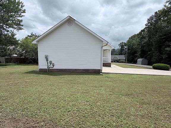 3rd image of 265 Lester Cir