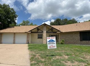 700 Cedar Oaks Ln, Harker Heights, TX 76548