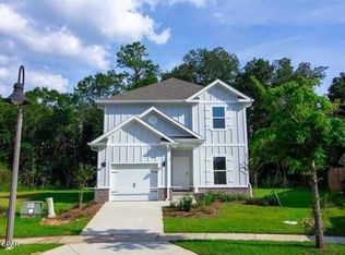 30 Sandywoods Ct, Freeport, FL 32439