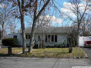 409 Leeward Ave, Beachwood, NJ 08722