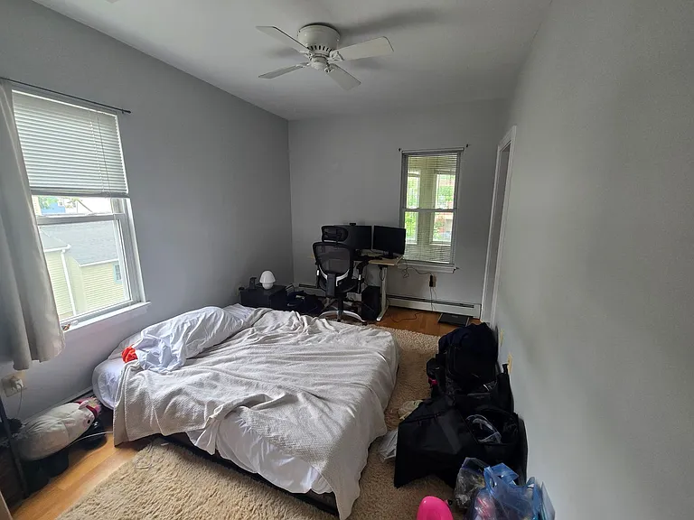 18 Raymond St #2 — Photo 7