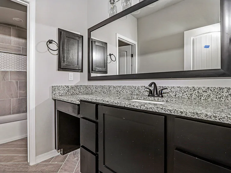 14313 Steve Joyce Pkwy — Photo 45