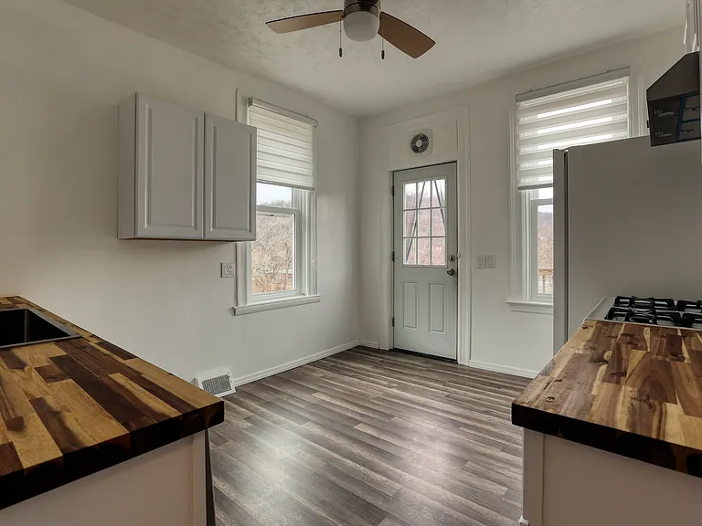 403 Wall Ave #2 — Photo 23