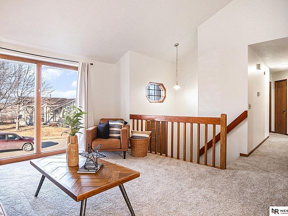 3rd image of 12949 Laurel Ave