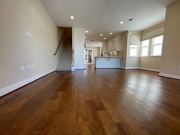3rd image of 2876 Catalino St