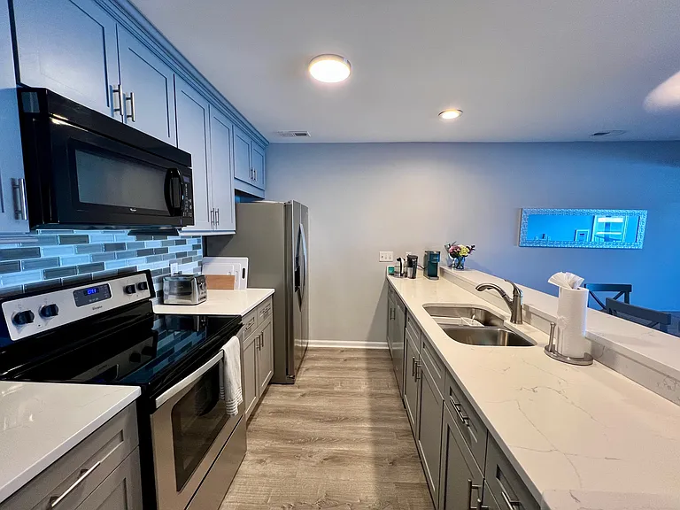 366 Northwest Dr — Photo 9