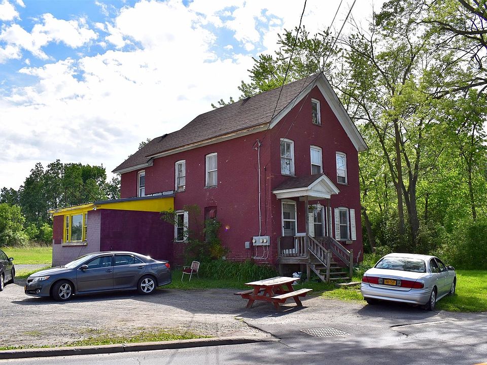 2nd image of S Comrie Ave