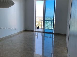 185 SW 7th St APT 4303, Miami, FL 33130