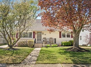 11 Holt Cir, Hamilton, NJ 08619