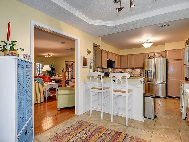 306 Esplanade Pl — Photo 8