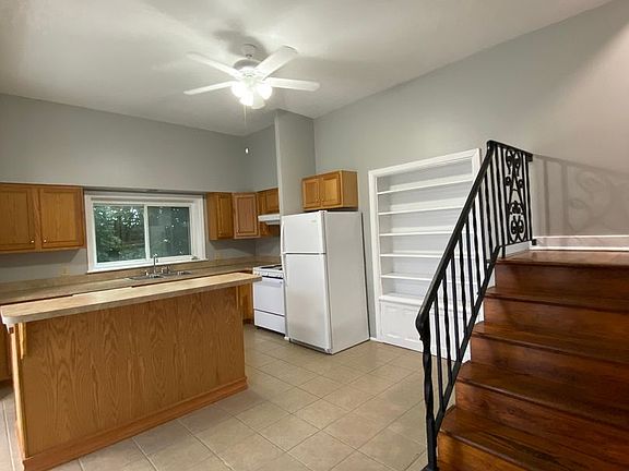 4th image of 709 E Orange St APT 2