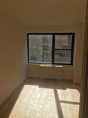 Rented by Manhattan Apartment Organization | media 40