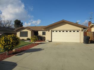 740 W Cambridge Ave, Visalia, CA 93277