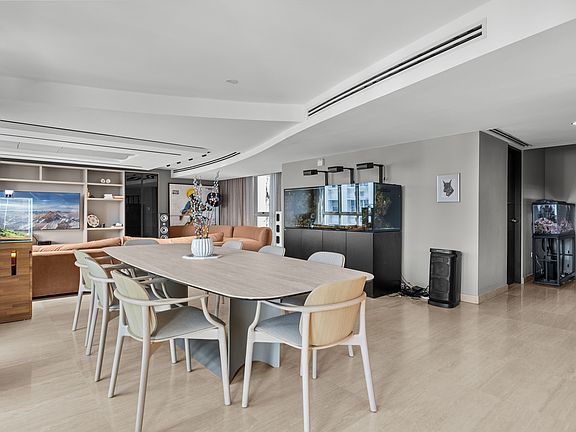 4th image of 63 Avenida De Diego #401