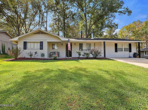 3455 Lanell Ln, Pearl, MS 39208