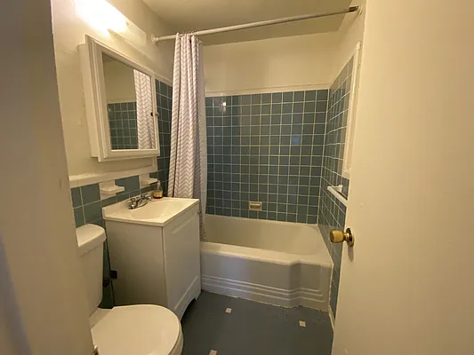 Rented by Compass | media 22