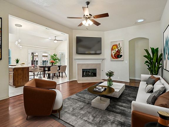 3rd image of 7498 Ravenhill Dr