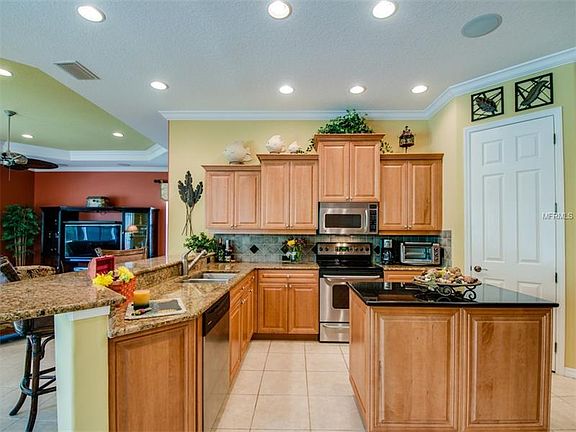 5th image of 1194 Tuscany Blvd