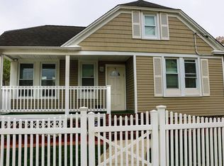 18 4th St, Valley Stream, NY 11581