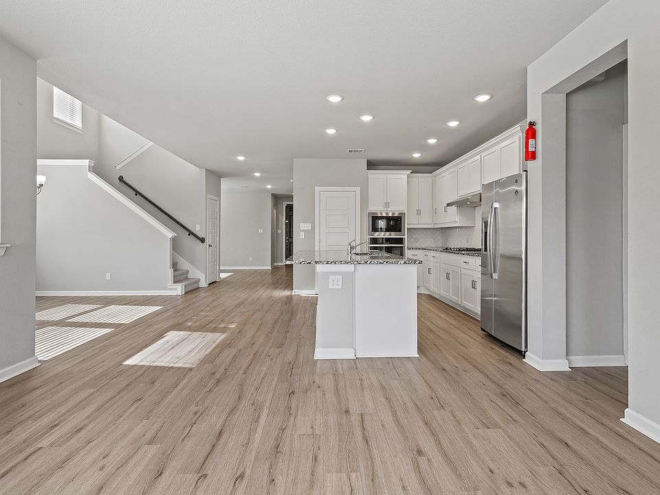 1st image of 5452 High Pointe Dr