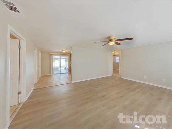4th image of 8589 Lantana Dr