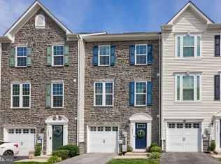 1277 Rannoch Ln, York, PA 17403