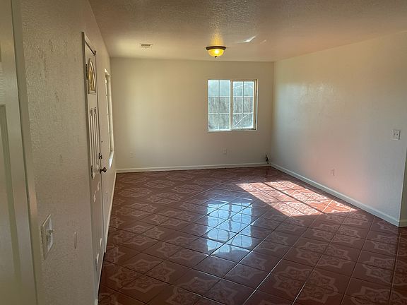 2nd image of 1328 Laguna Way