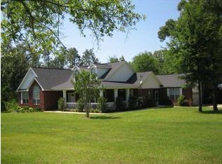 1463 Greenwood Rd, Baker, FL 32531