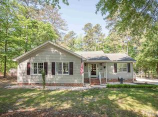 1505 Twin Lake Dr, Holly Springs, NC 27540