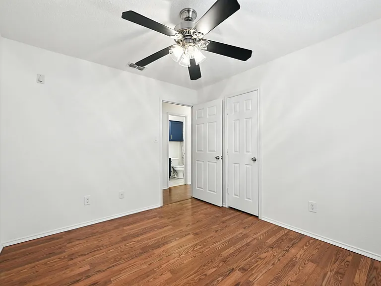 1455 Morrison Dr — Photo 7