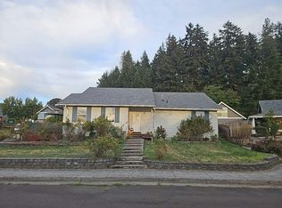 930 Filbert St, Brownsville, OR 97327