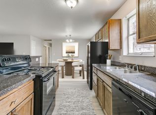 712 SW Sunset Ln, Burleson, TX 76028