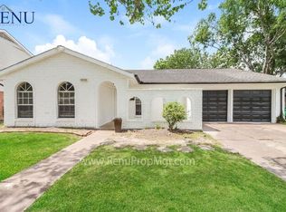 10323 Sagerock Dr, Houston, TX 77089