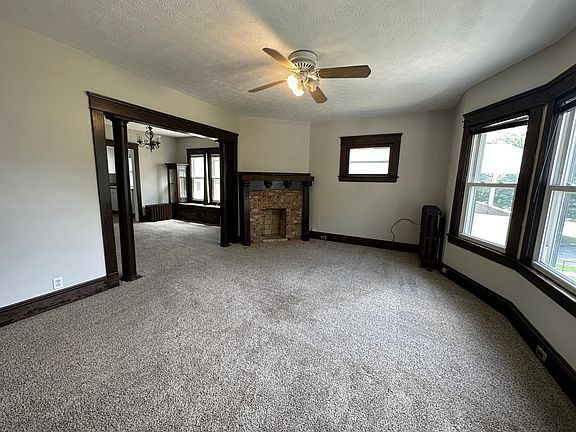 3rd image of 1289 W 102nd St #2
