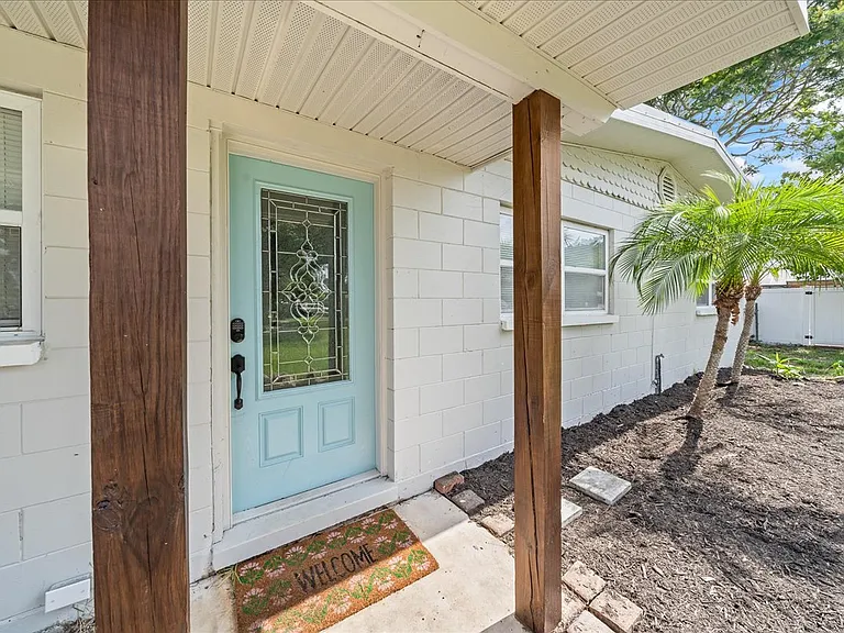 1610 Glen Haven Dr — Photo 5