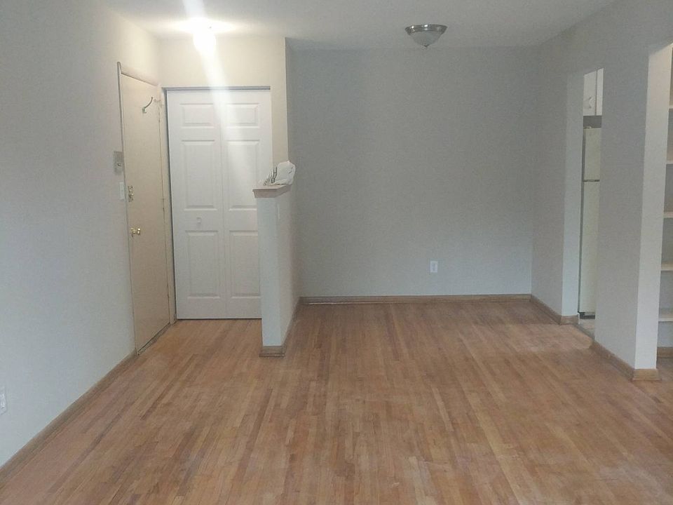 1st image of 1879 7th St E