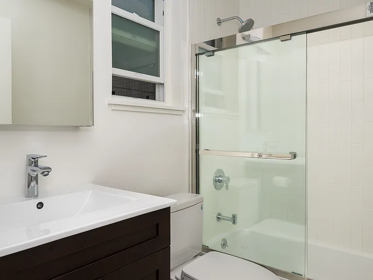935 Burnett Ave #4 — Photo 16