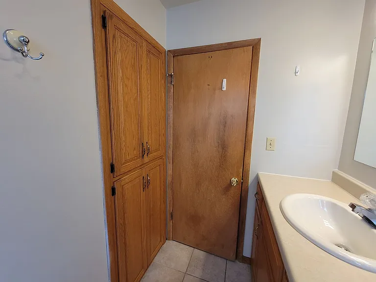 2023 Valley Park Dr — Photo 11