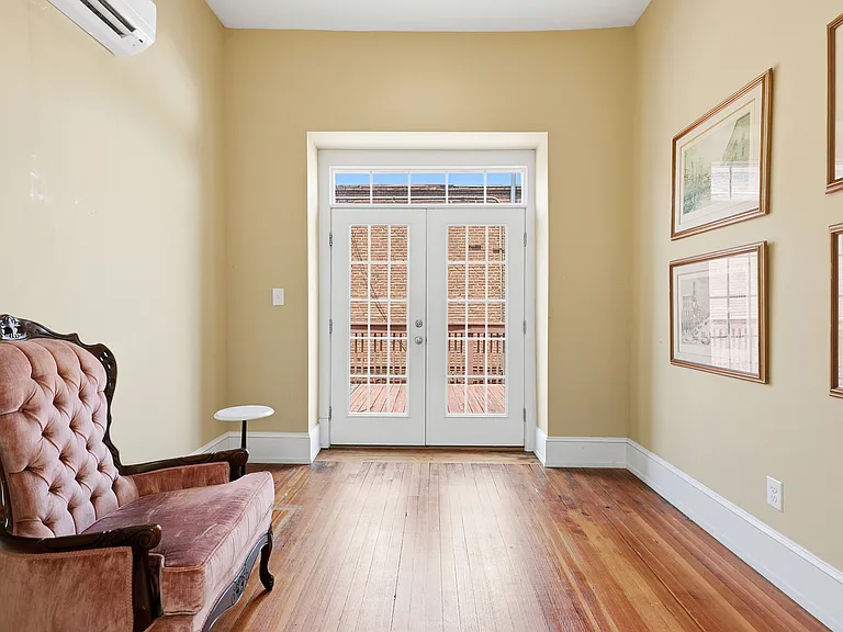 205 E Walnut St #A — Photo 14