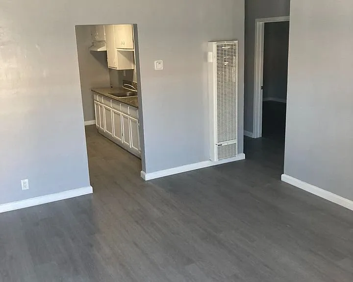 5309 Maywood Ave #2 — Photo 4