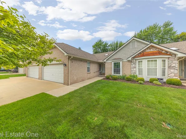 41432 Haggerty Woods Ct, Canton, MI 48187
