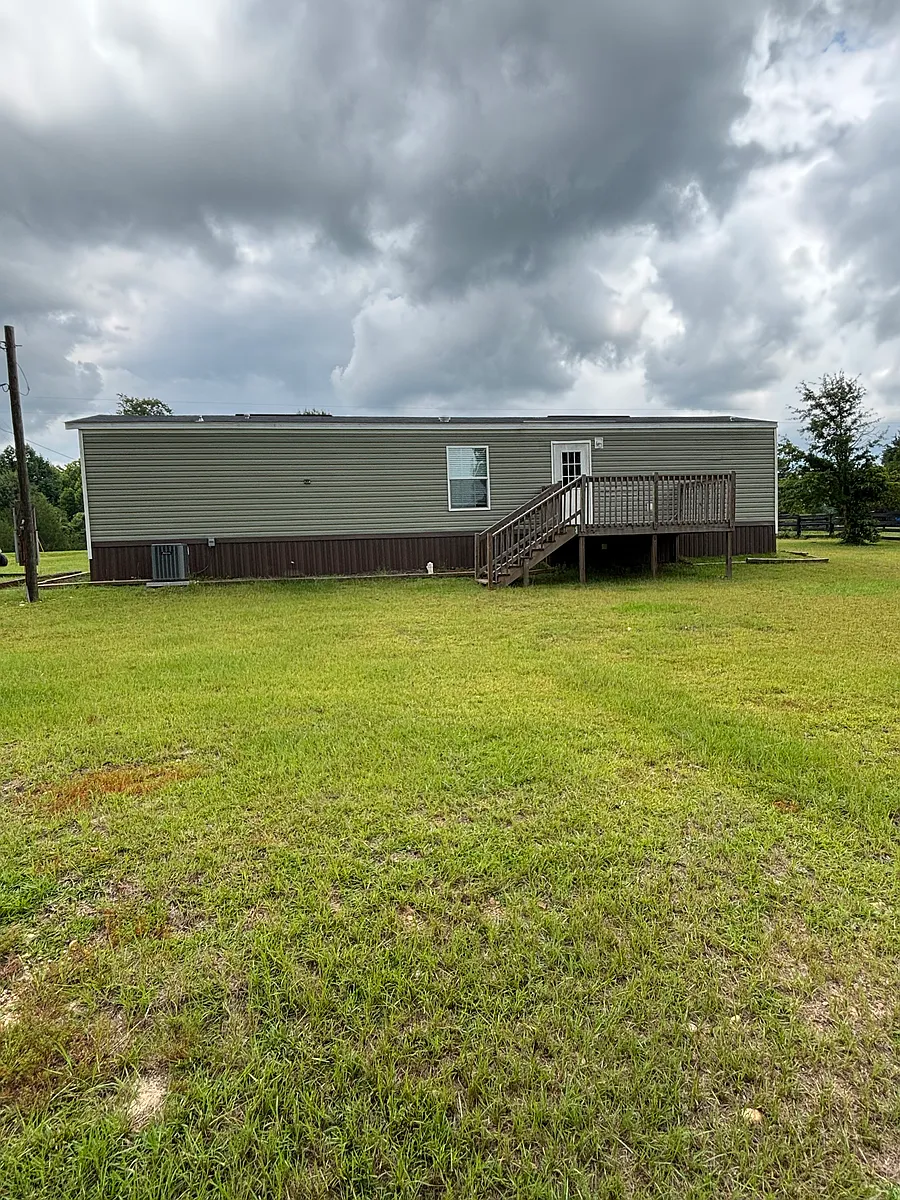 Building Photo - 688 Lee Road 120