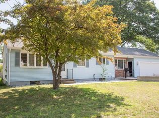 123 Dixie Ter, Chicopee, MA 01020