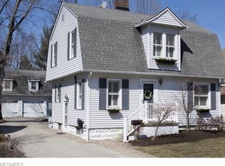 117 Elm Ct, Chagrin Falls, OH